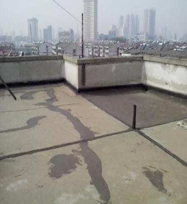 三亚漏水维修 楼顶漏水是什么原因，楼顶漏水维修方法是什么?